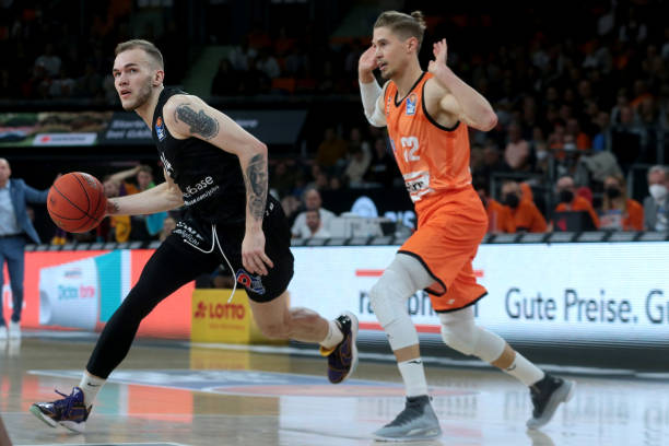 沃尔特马德 沃尔特马德