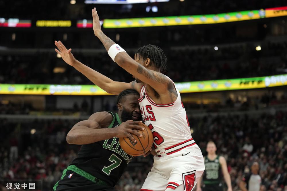 作出类似的 作出类似的